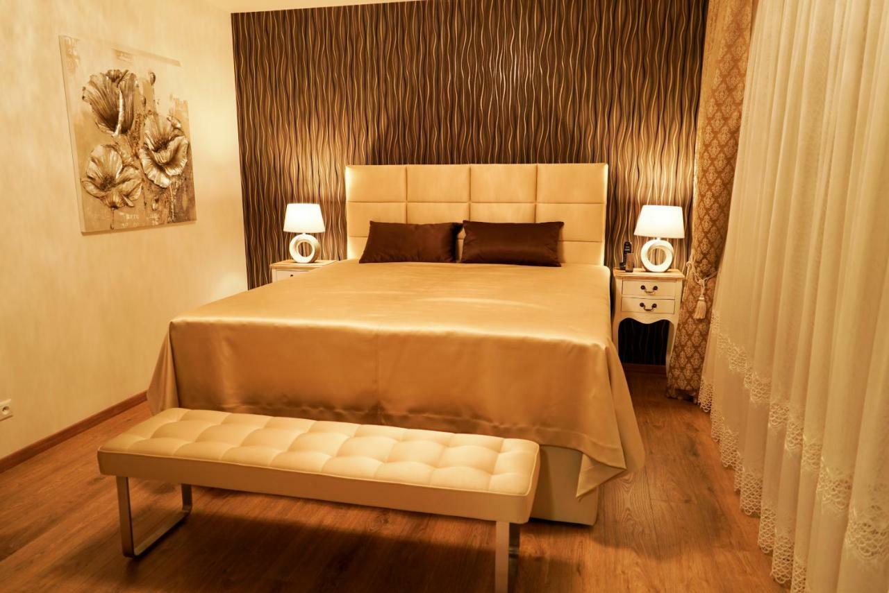 Luxury Villa Moravany nad Váhom エクステリア 写真