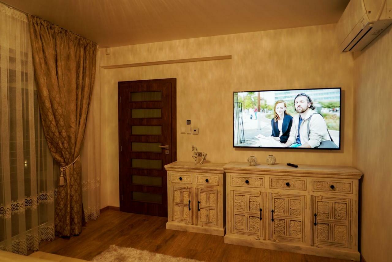 Luxury Villa Moravany nad Váhom エクステリア 写真